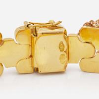 An 18K Yellow Gold Bracelet