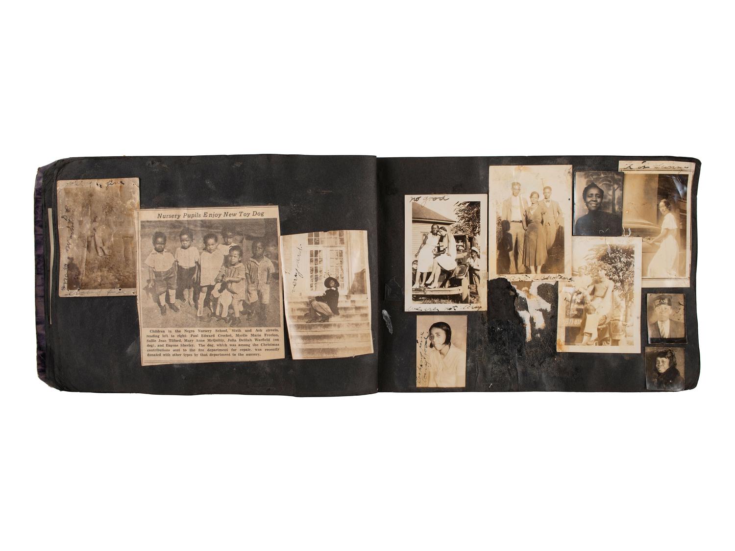 [EARLY PHOTO.] Album comp. by Helen Berry of Mt. Hope, MO, ft. photos of a Black family. Ca 1930s.
