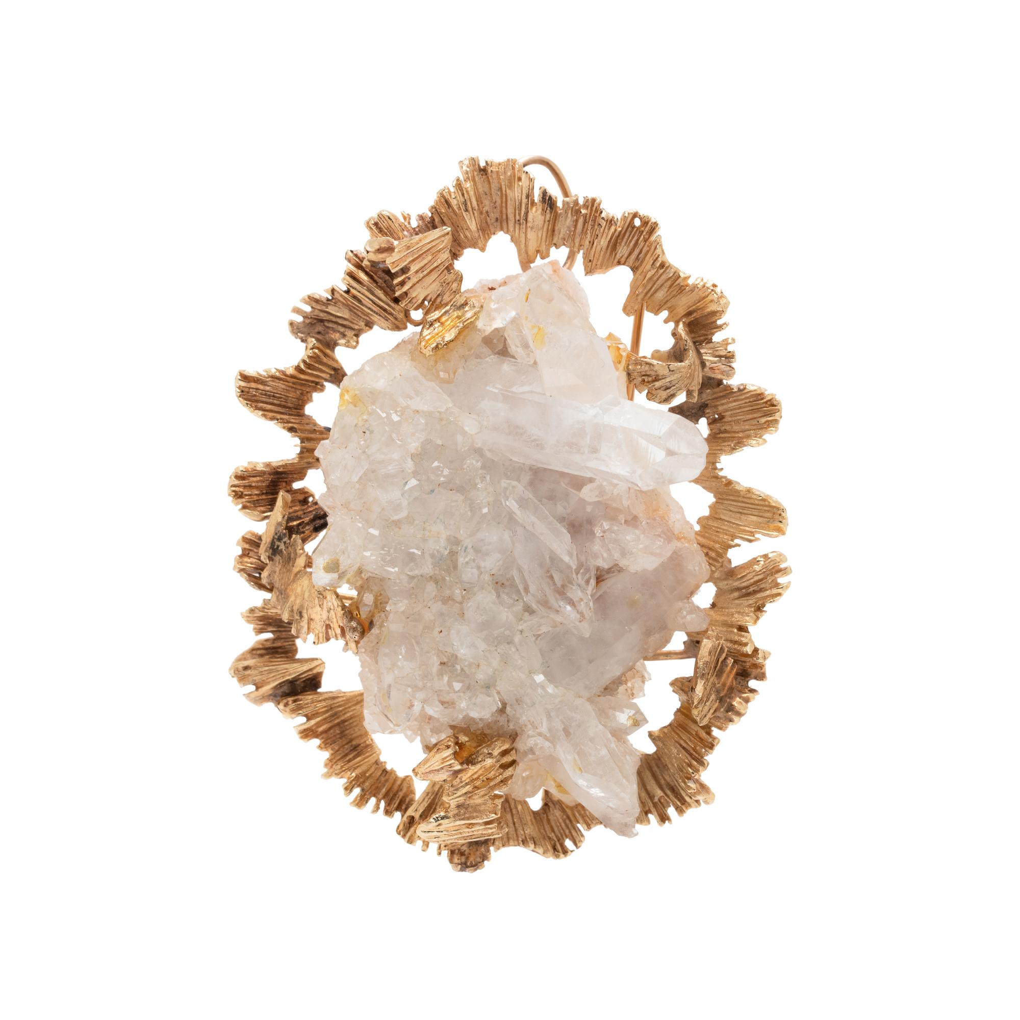 YELLOW GOLD AND QUARTZ CRYSTAL PENDANT/BROOCH