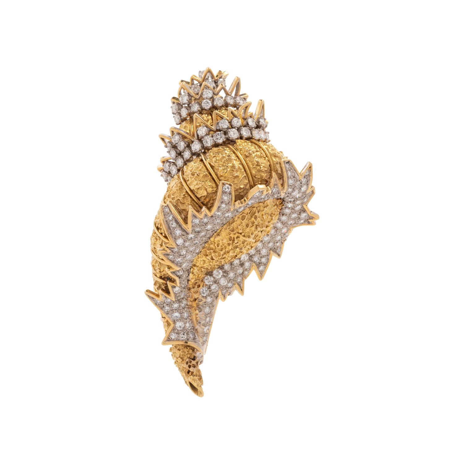 BICOLOR GOLD AND DIAMOND SHELL BROOCH