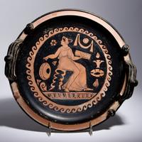 An Apulian Red-Figured Knob-Handled Patera