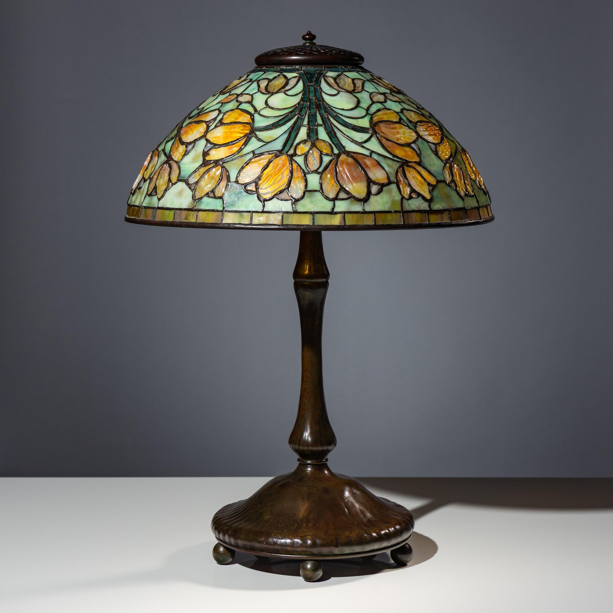 Tulip Cluster ( Crocus ) table lamp, c. 1905