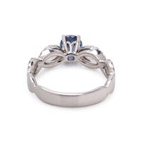 SAPPHIRE AND DIAMOND RING