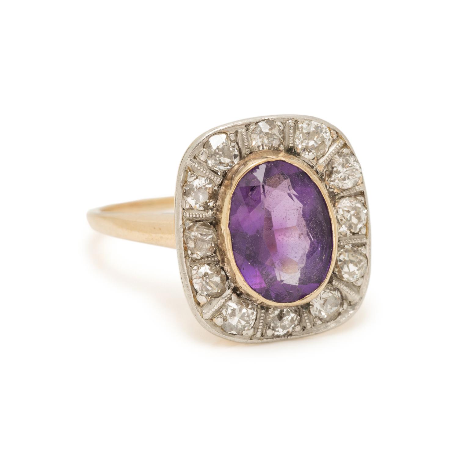 PLATINUM-TOPPED GOLD, AMETHYST AND DIAMOND RING