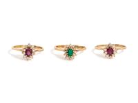 COLLECTION OF YELLOW GOLD, DIAMOND AND GEMSTONE RINGS