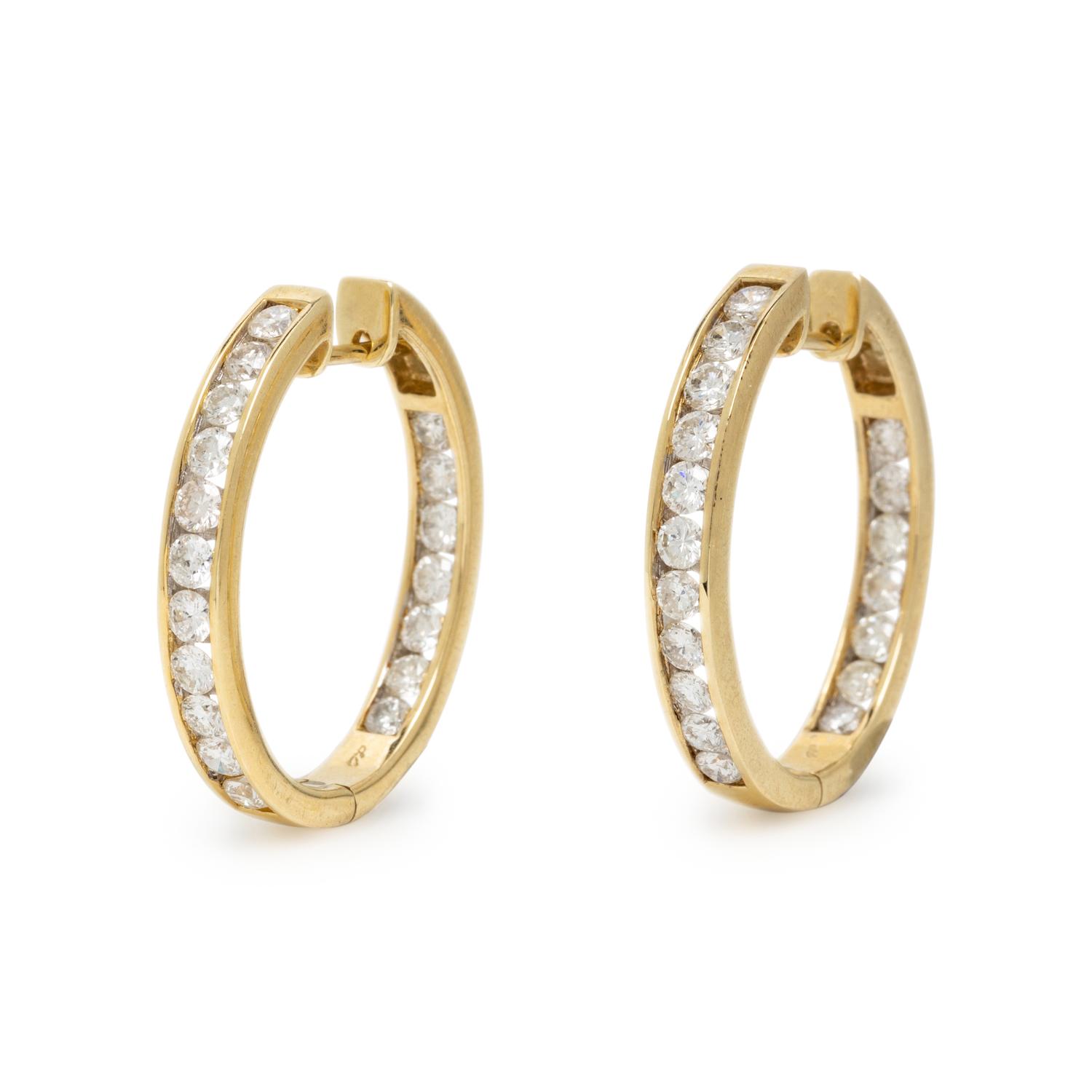 UPDATE CATALOGING - DIAMOND AND YELLOW GOLD HOOP EARRINGS