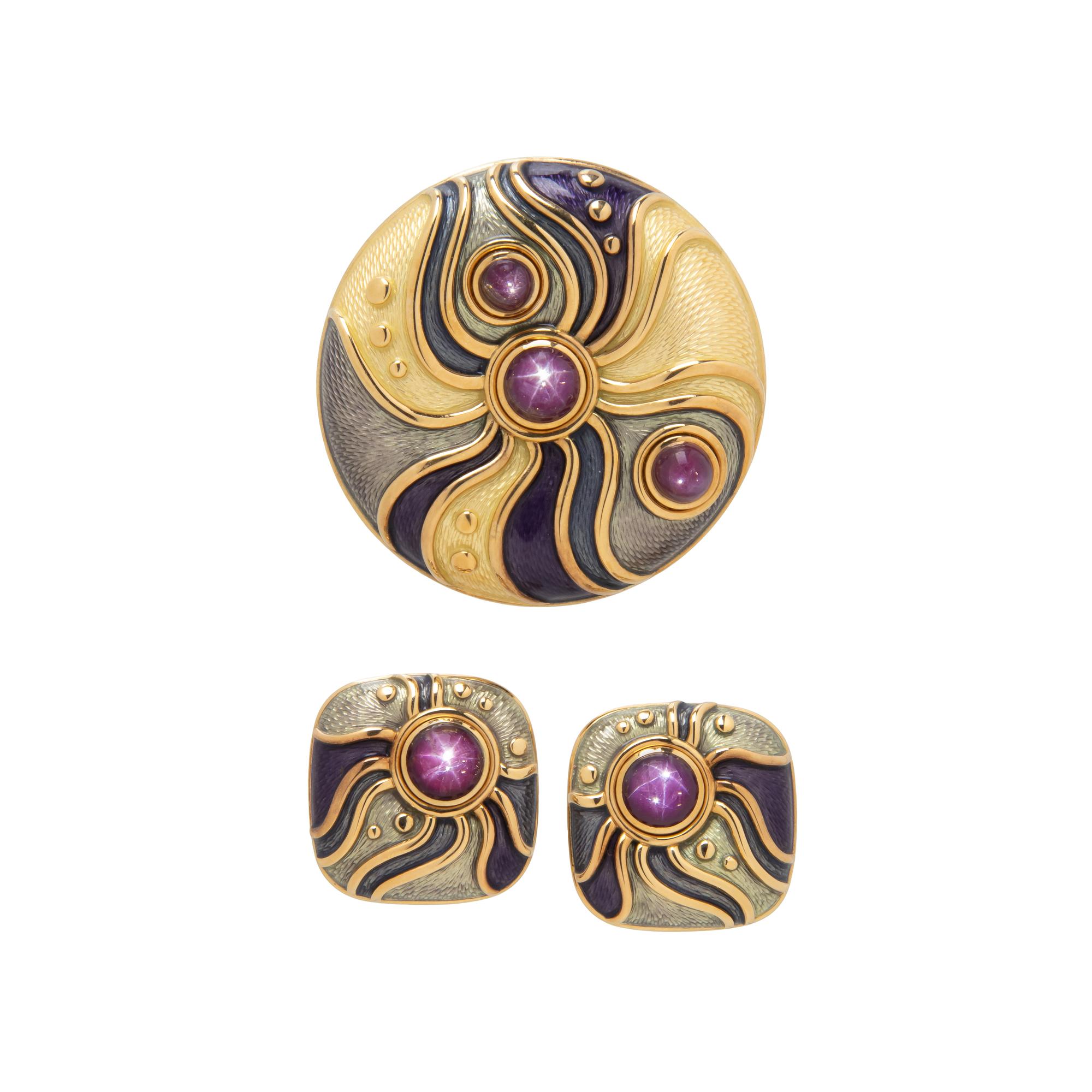 DE VROOMEN, STAR RUBY AND ENAMEL BROOCH AND EARRINGS