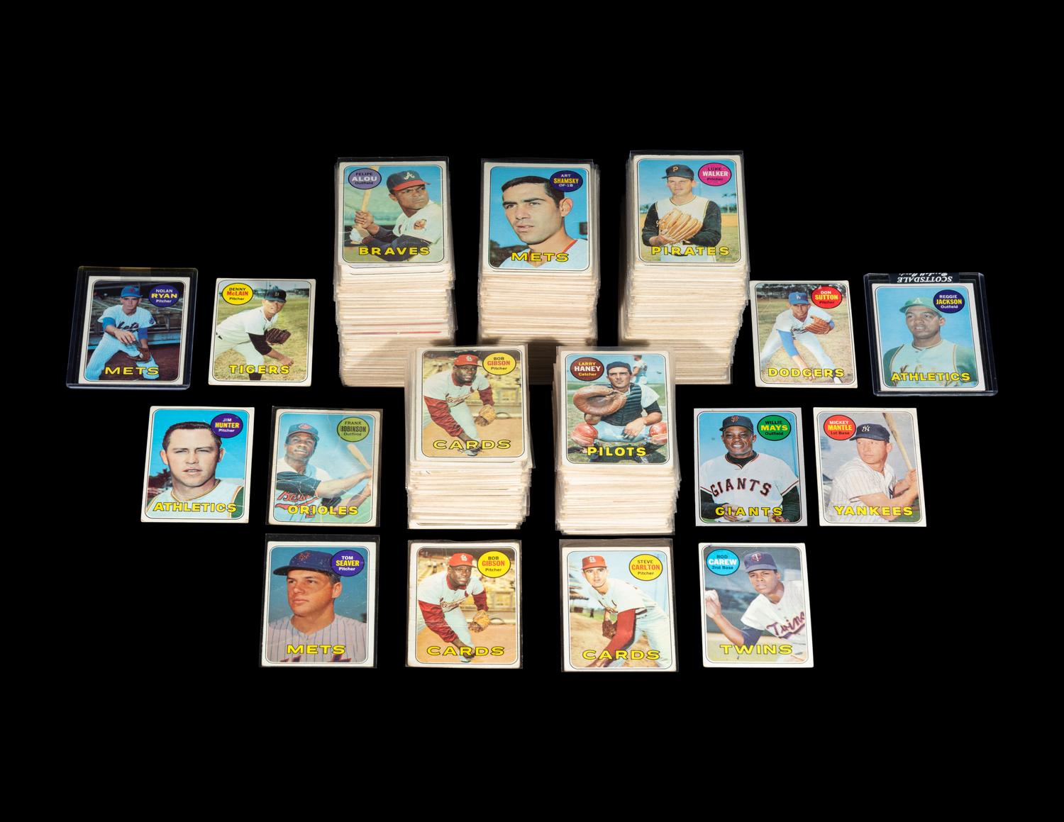 A Complete Set of 1969 Topps Baseball Cards (664/664)