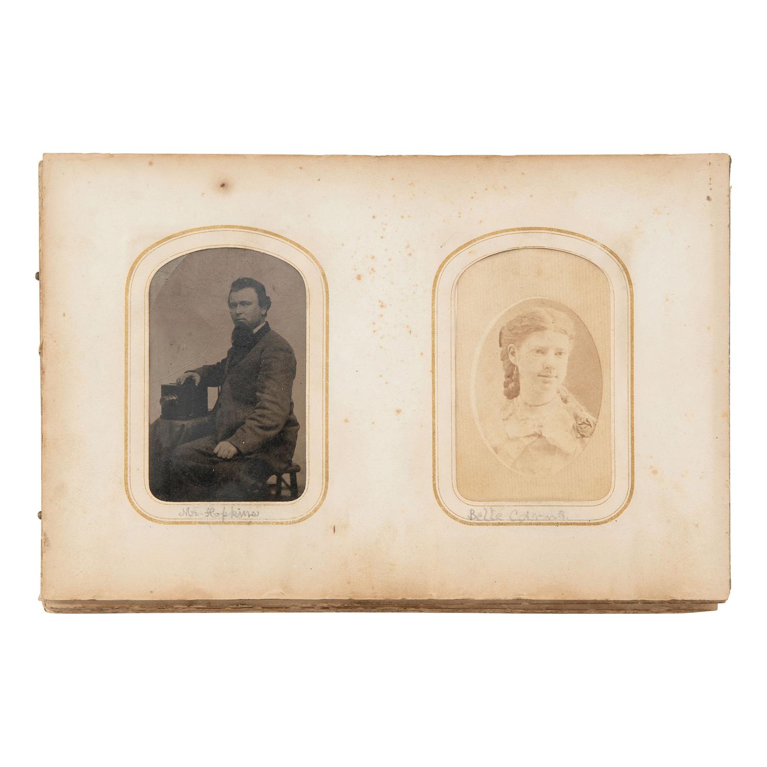 [Civil War] Carte de Visite Albums of Soldiers and Civilians incl. a Photographer with His Camera