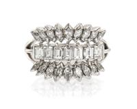 A Platinum and Diamond Ring, 5.90 dwts.