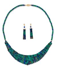 A 14 Karat Yellow Gold and Azure Malachite Demi-Parure,