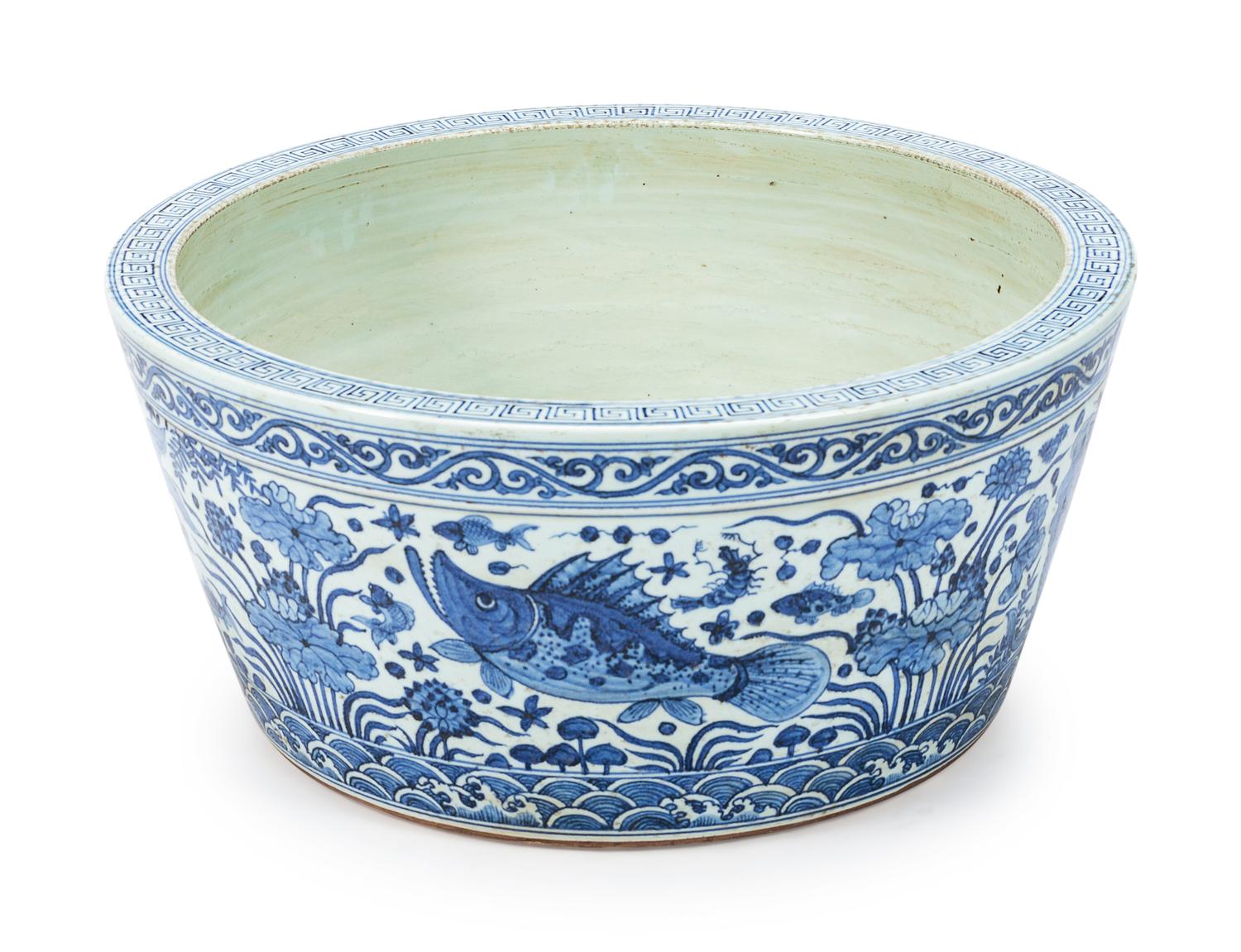 A Chinese Blue and White Porcelain Fishbowl