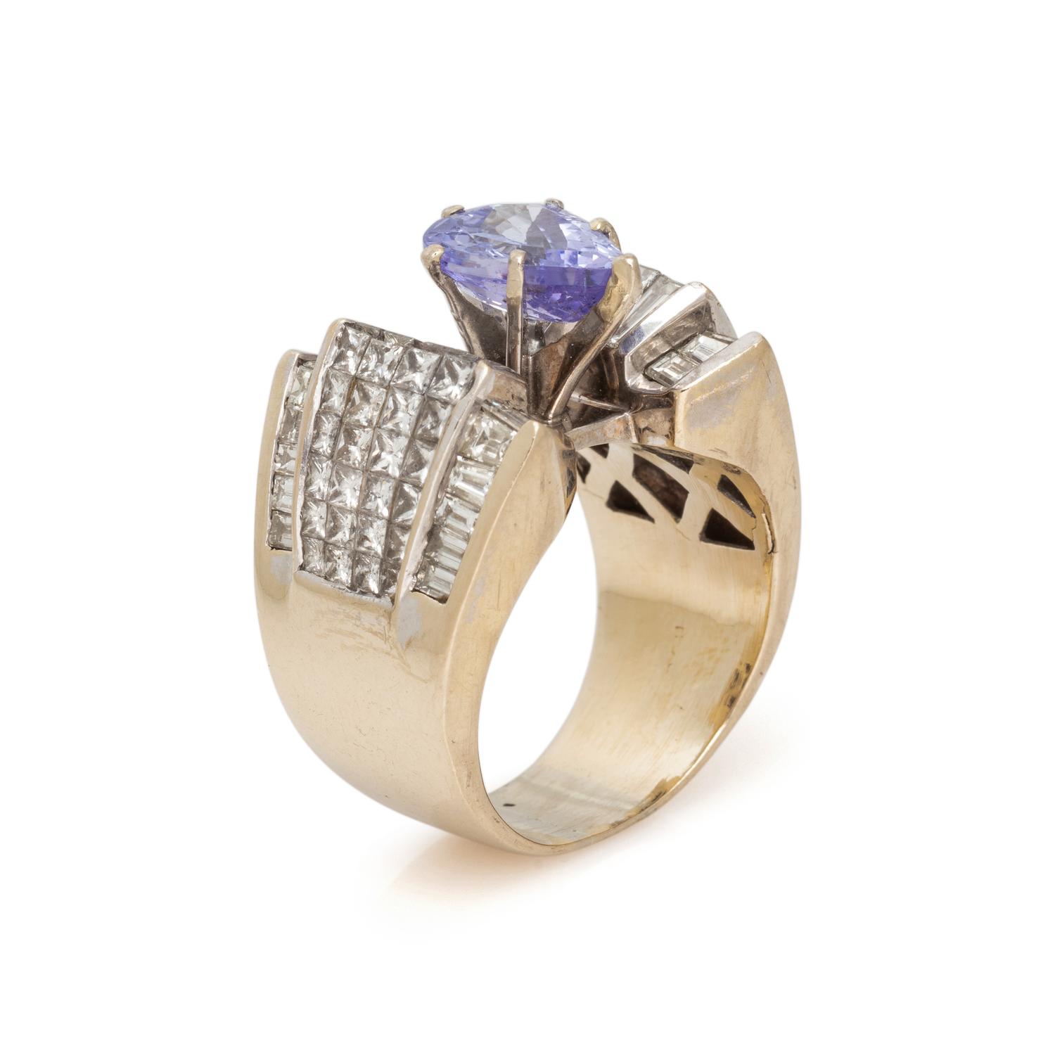 TANZANITE AND DIAMOND RING