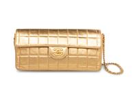 Chanel Chocolate Bar Shoulder Bag in Gold Lambskin