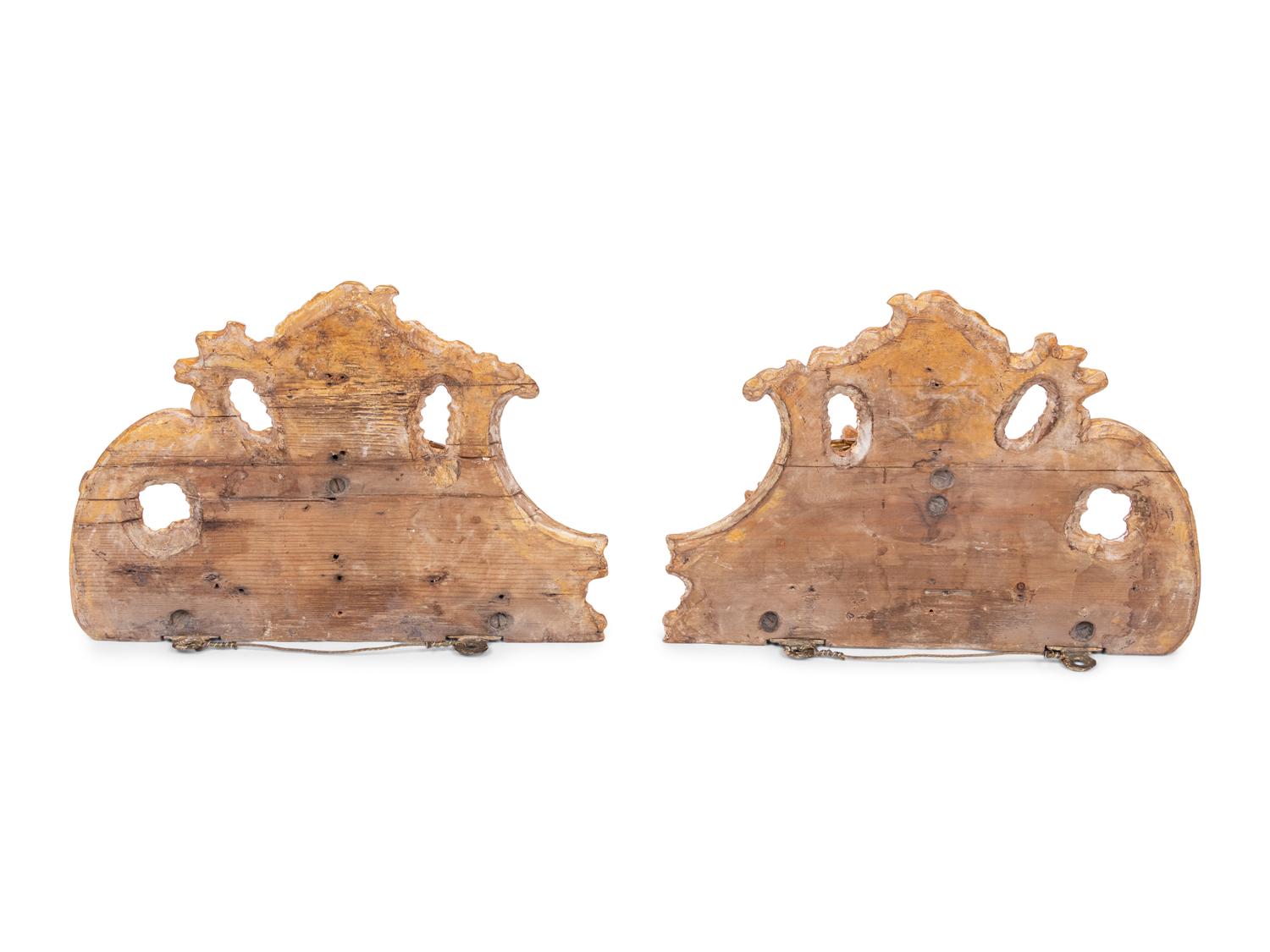 A Pair of George III Giltwood Wall Brackets