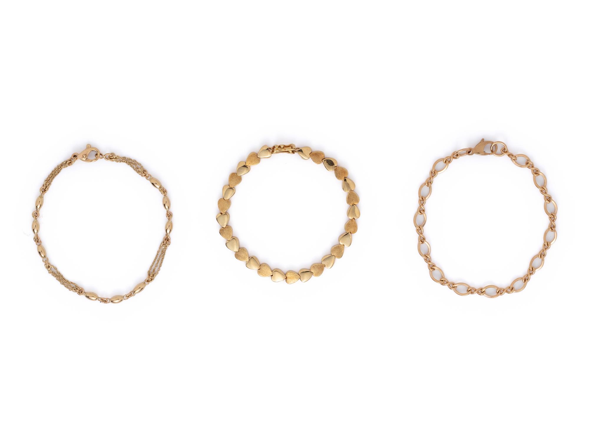COLLECTION OF YELLOW GOLD BRACELETS