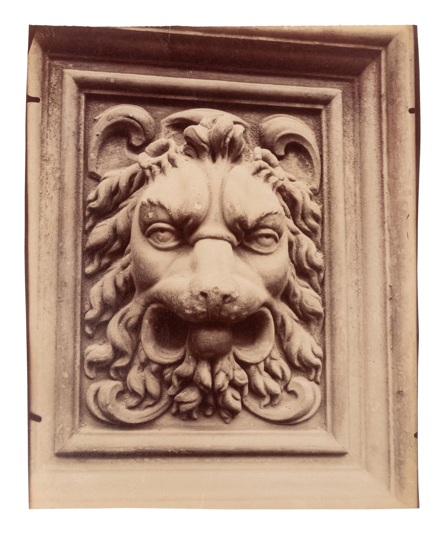 A group of five photographs depicting architectural elements ( Ancien monastère des Bénédictins anglais, 269 rue Saint-Jacques , 1905; Hôtel Gouthières, rue Pierre Bulet 6 , 1905; Porte, L'église Saint-Paul , 1911; Panthéon (porte) , 1911-1912; Saint-Roch - Chaire , 1912)