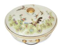 A Chinese Export Porcelain Covered Tureen
