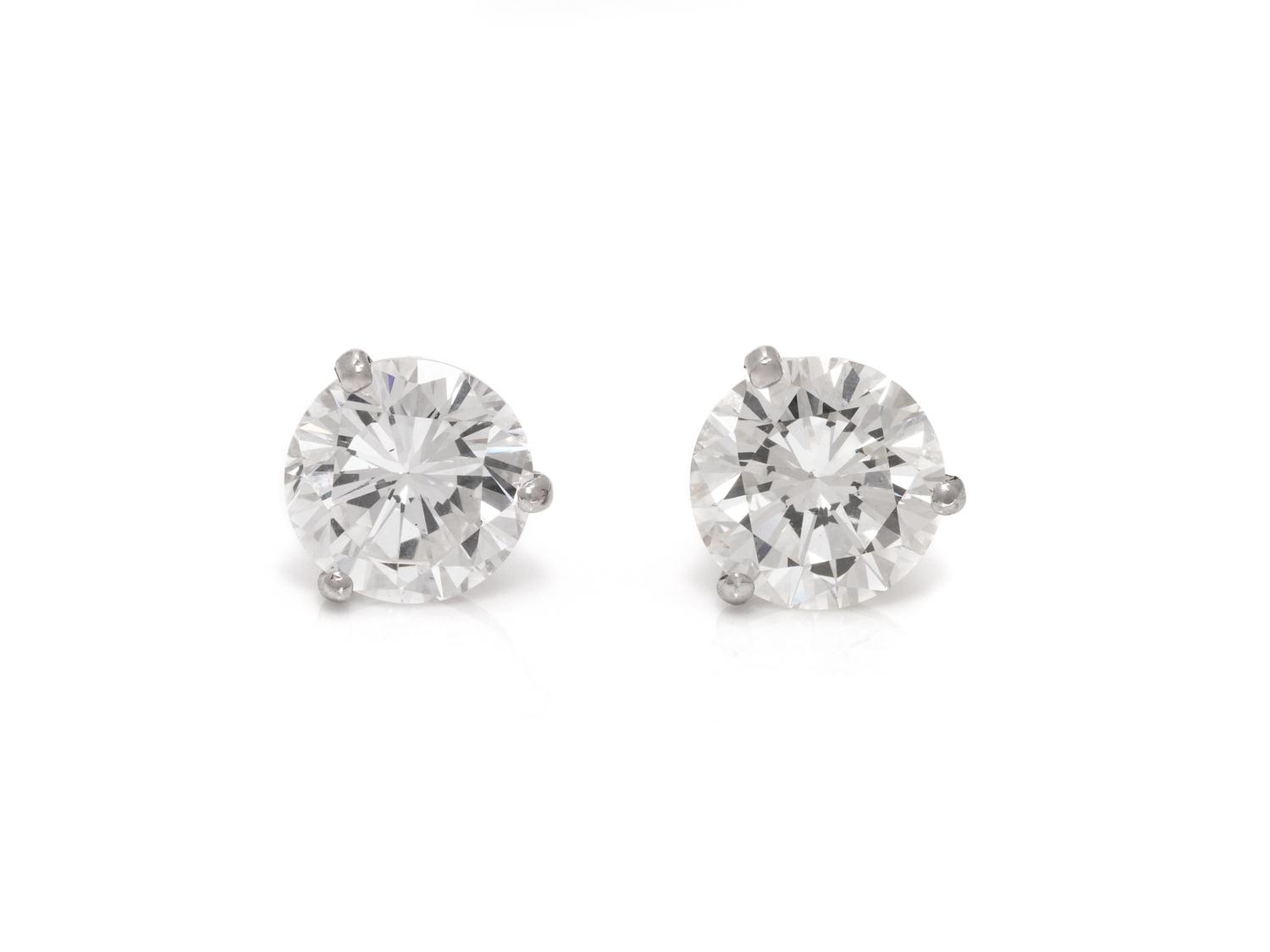 DIAMOND STUD EARRINGS