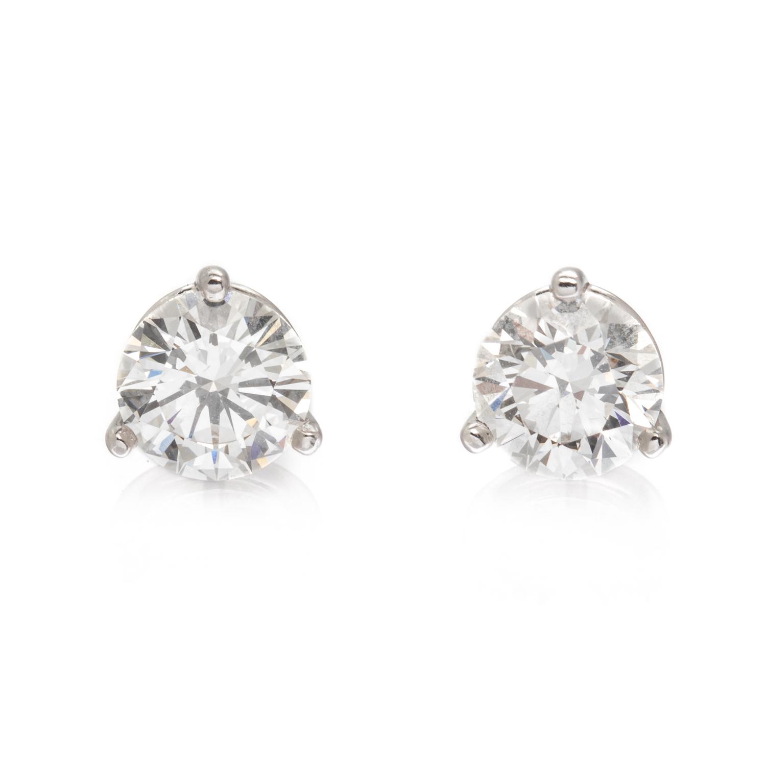 DIAMOND STUD EARRINGS