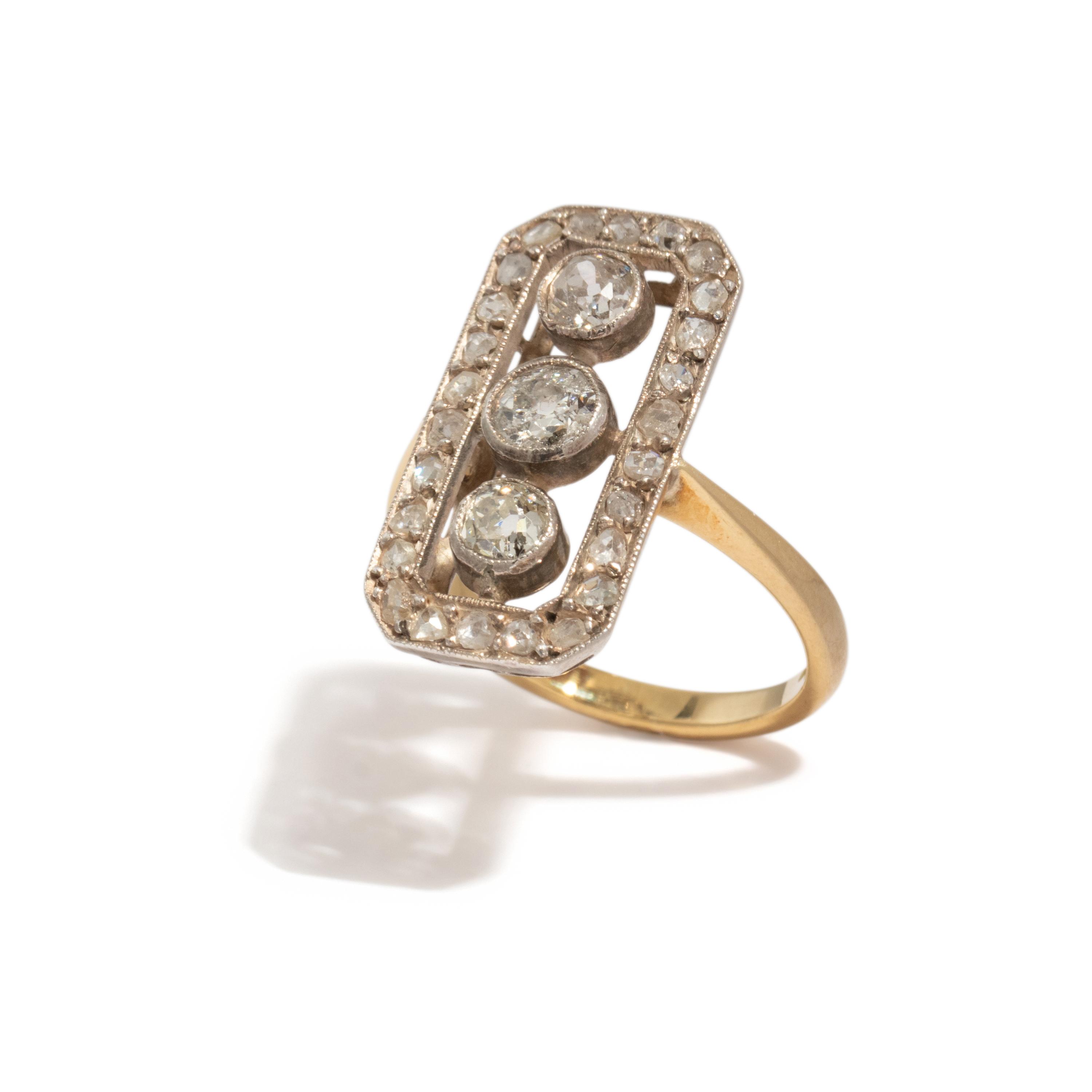 ANTIQUE, DIAMOND RING