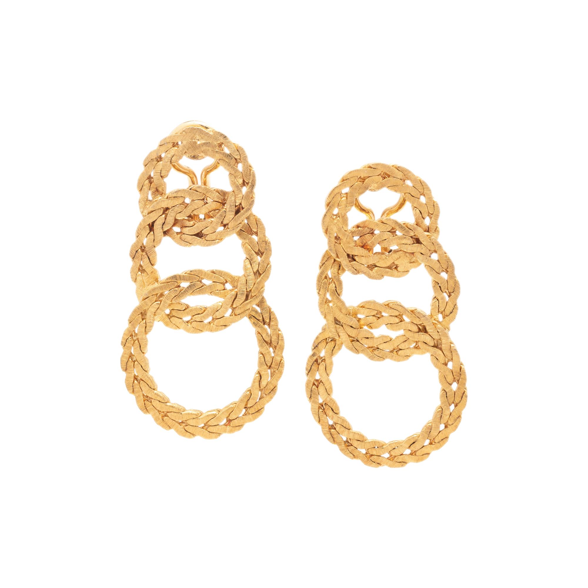 BUCCELLATI, YELLOW GOLD CLIP EARRINGS