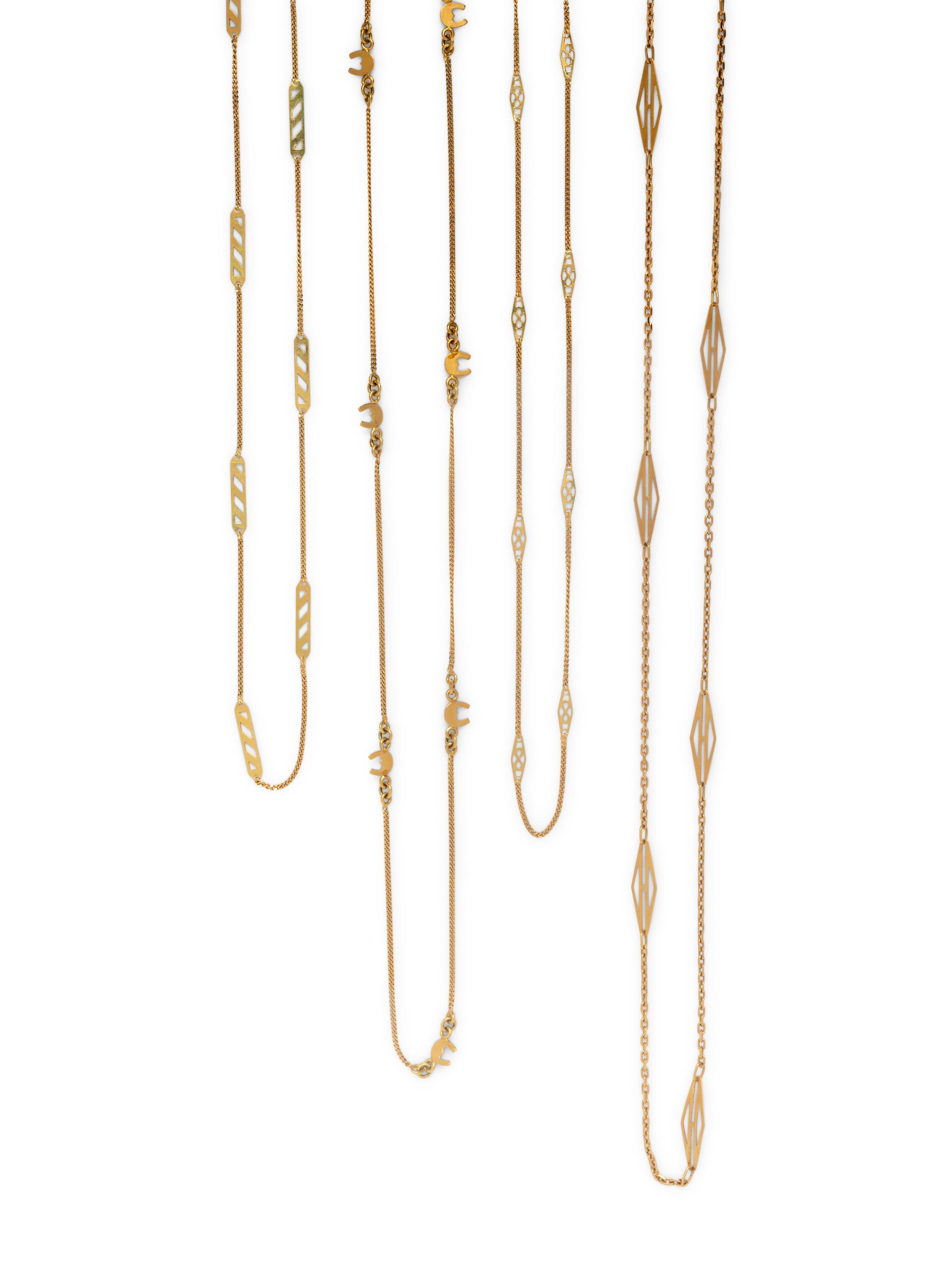 COLLECTION OF YELLOW GOLD NECKLACES