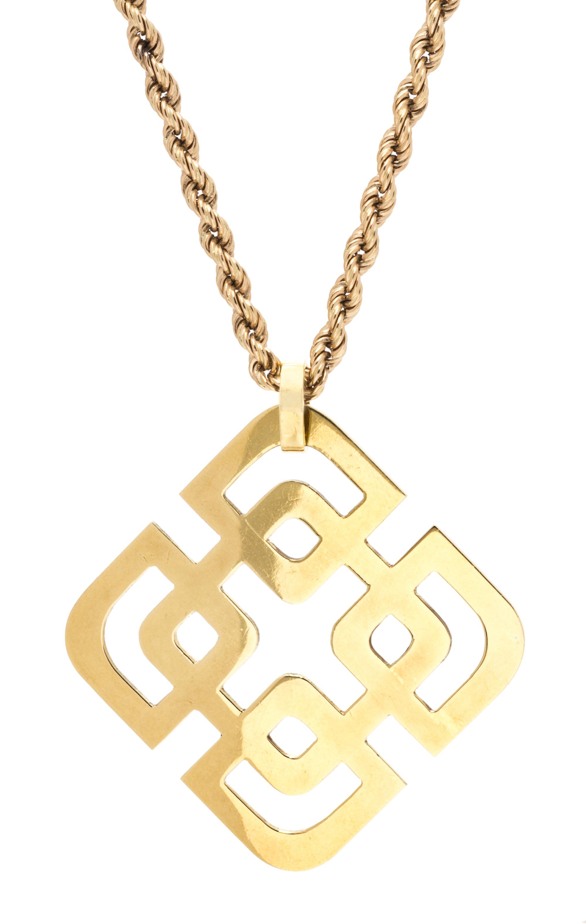 An 18 Karat Yellow Gold Pendant, 18.50 dwts.