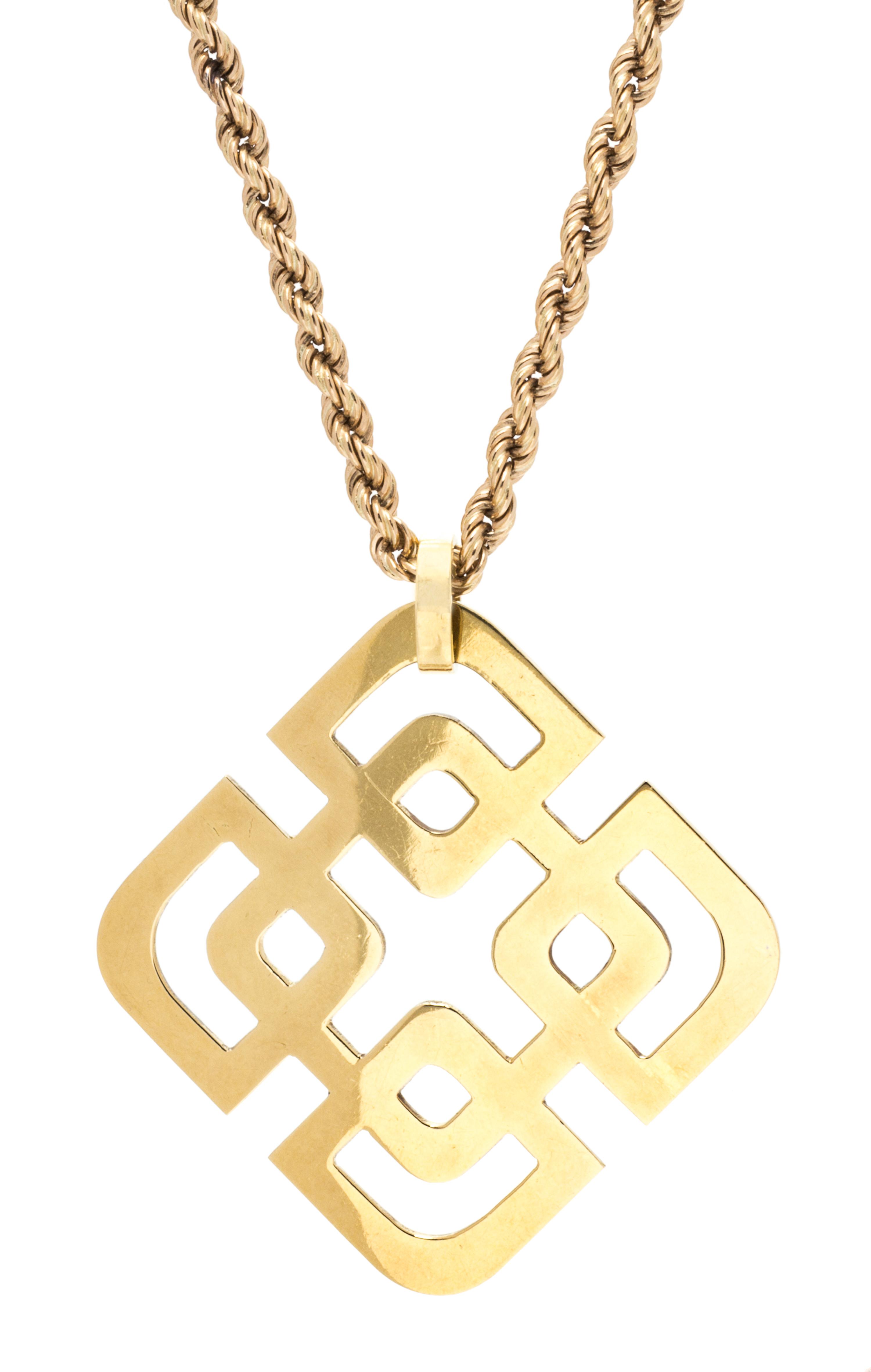 An 18 Karat Yellow Gold Pendant, 18.50 dwts.