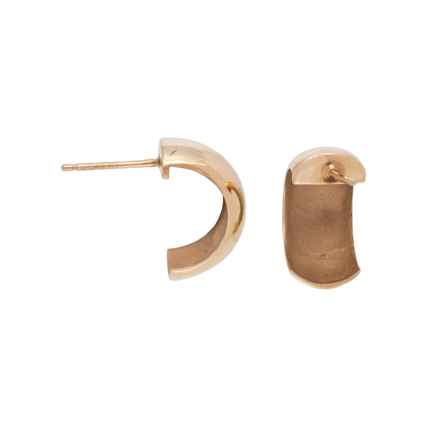 COLLECTION OF GOLD EARRINGS