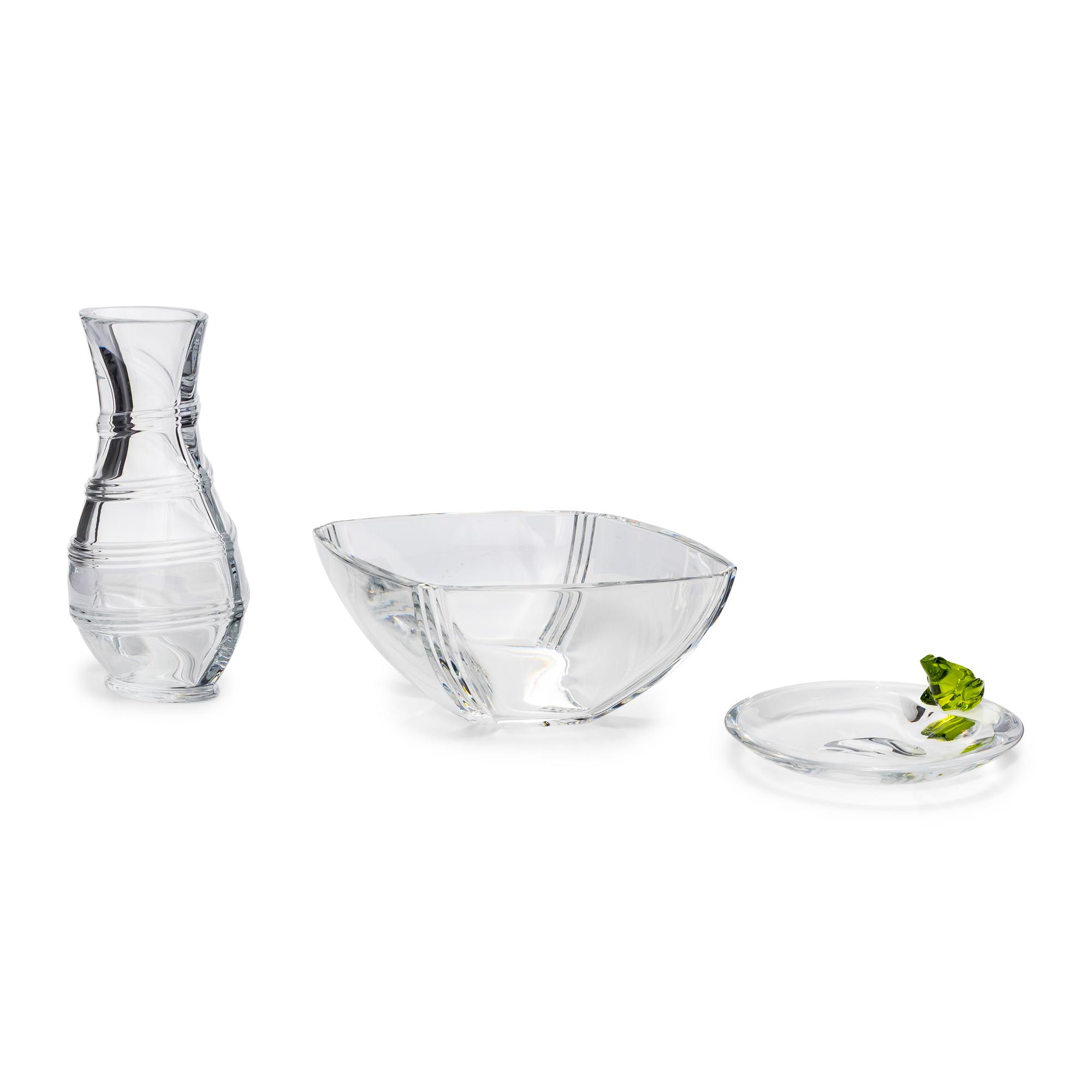 Three Baccarat Table Articles