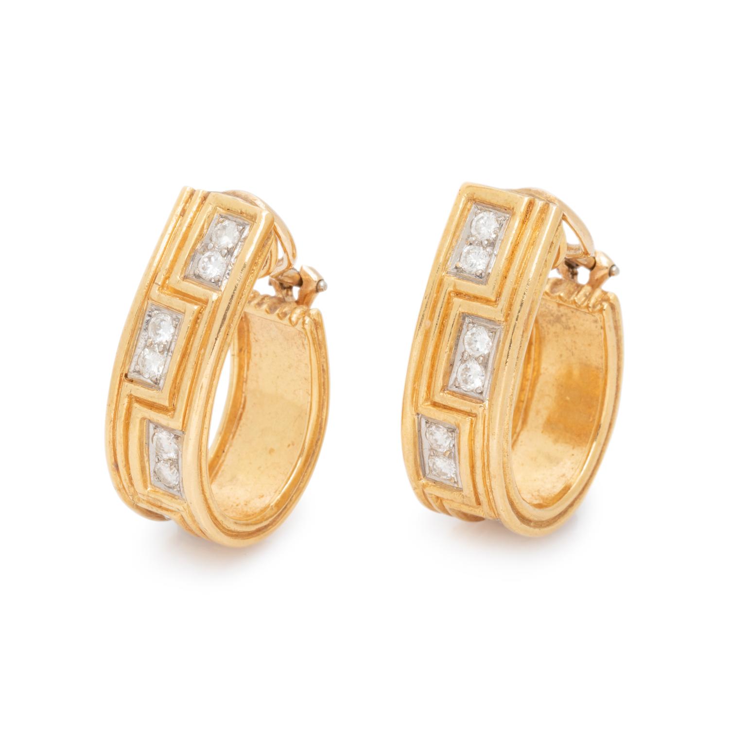 YELLOW GOLD AND DIAMOND HOOP EARCLIPS