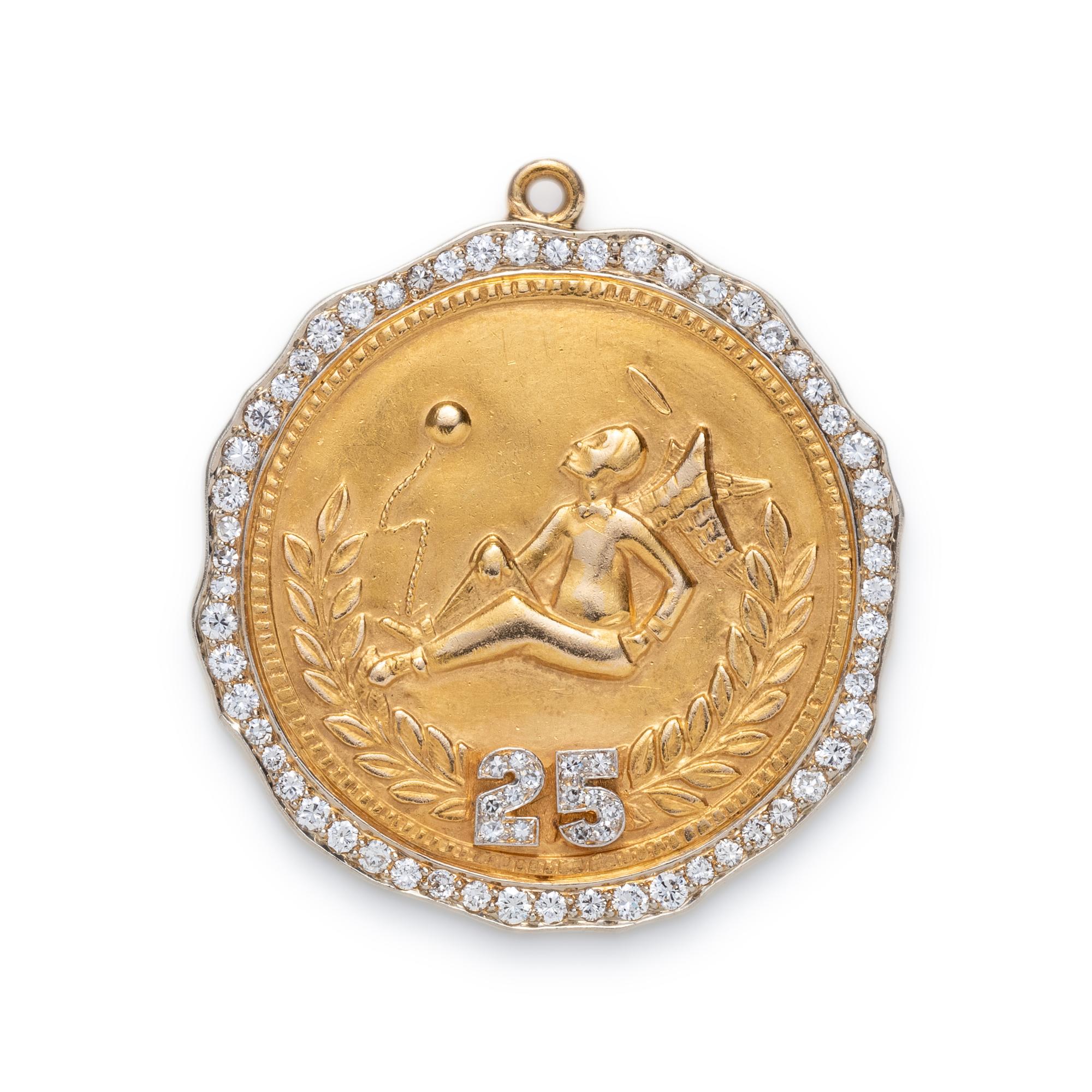 YELLOW GOLD AND DIAMOND PENDANT
