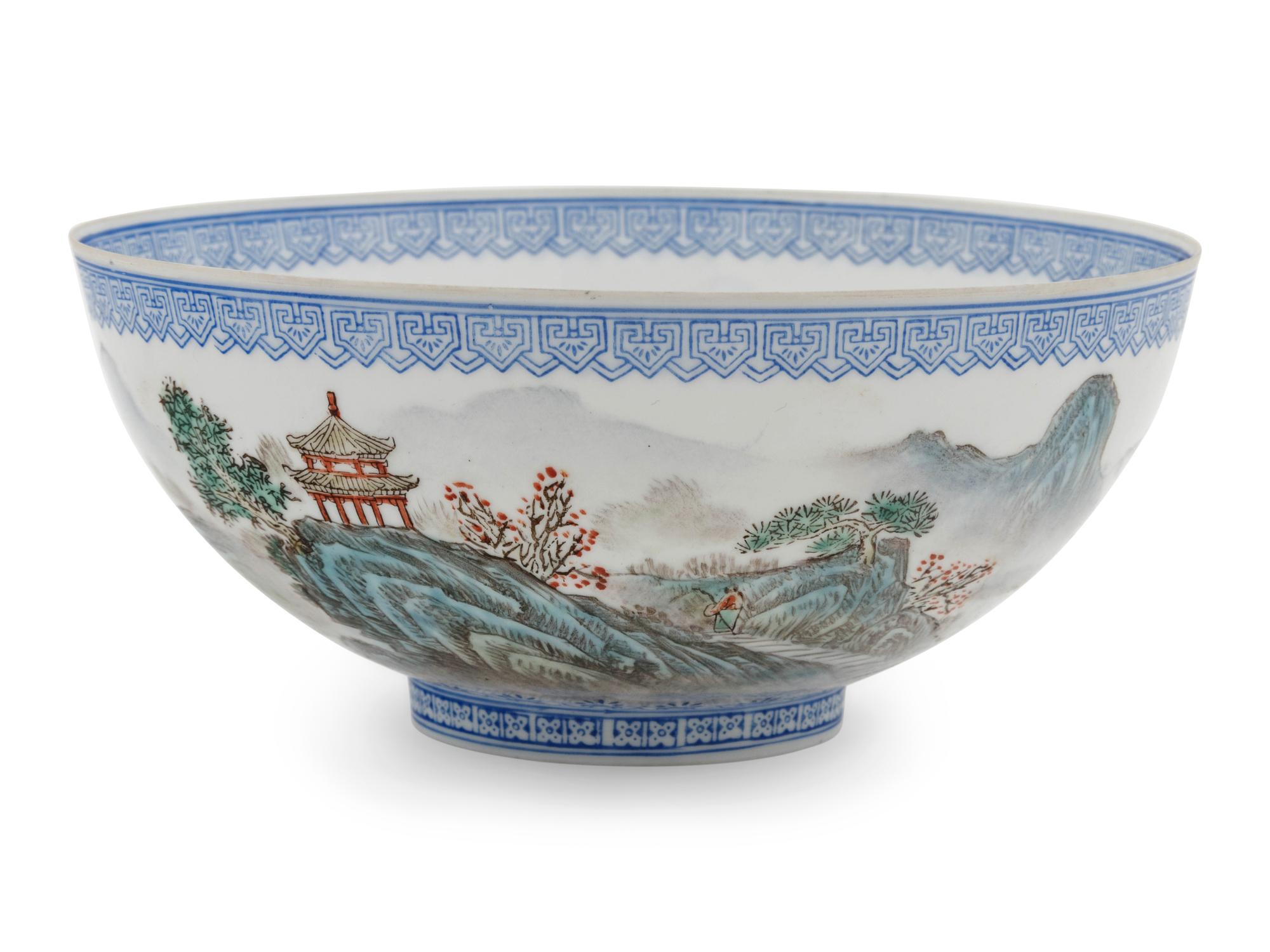 A Chinese Famille Rose Eggshell Plastic Bowl
