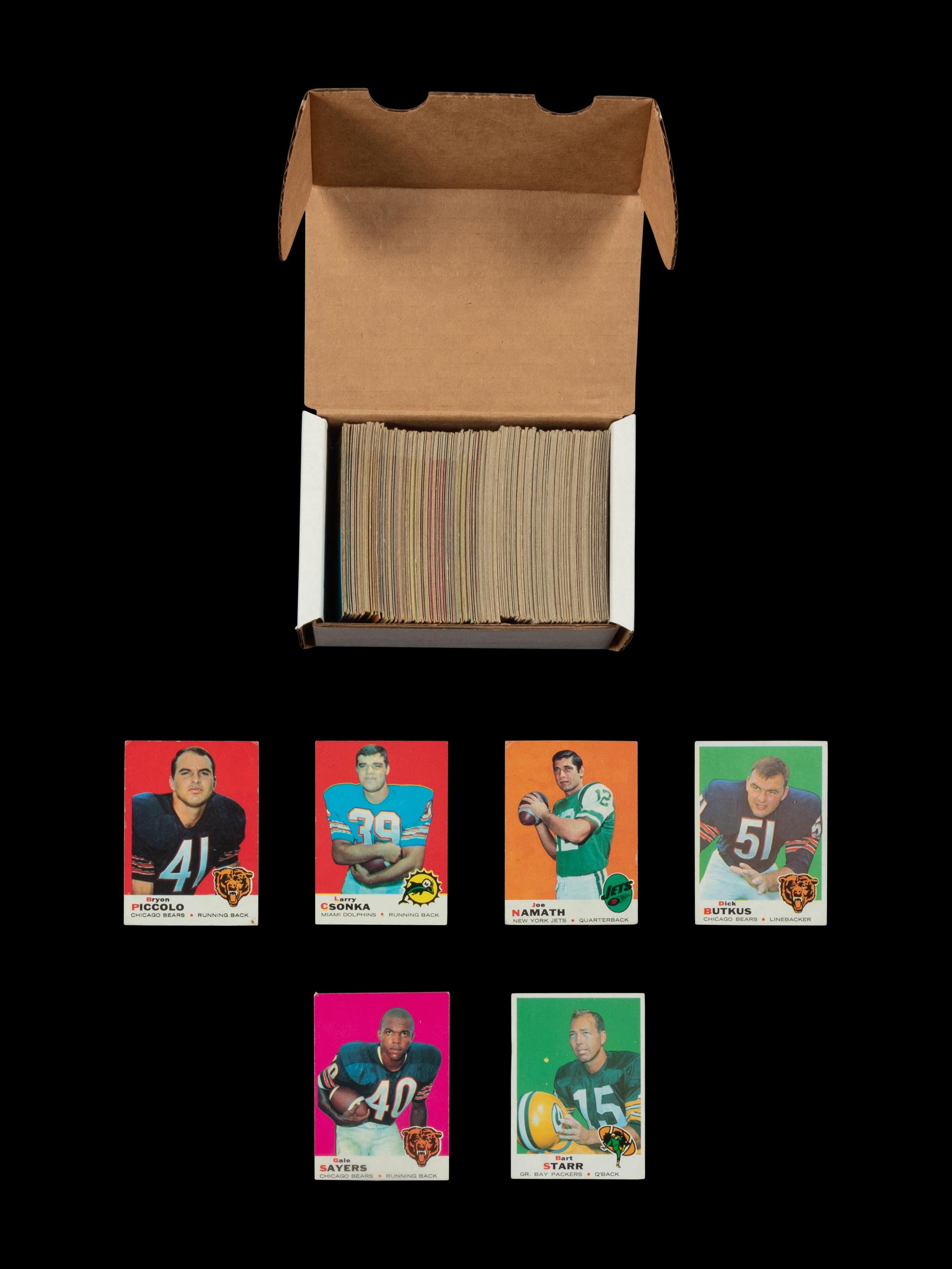 A Complete Set of 1969 Topps Football Cards (263/263)