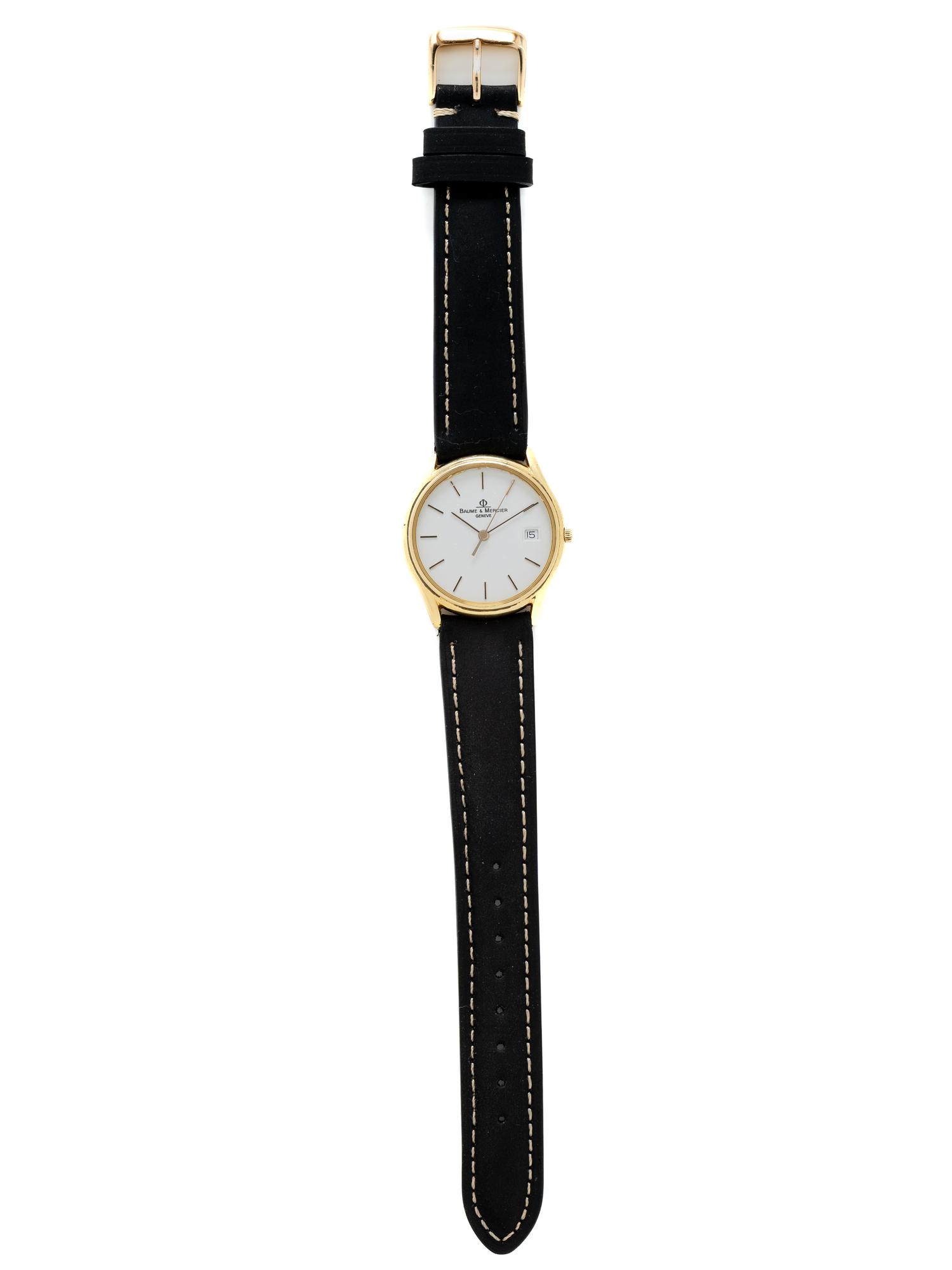 BAUME & MERCIER, YELLOW GOLD 'CLASSIMA' DATE WATCH