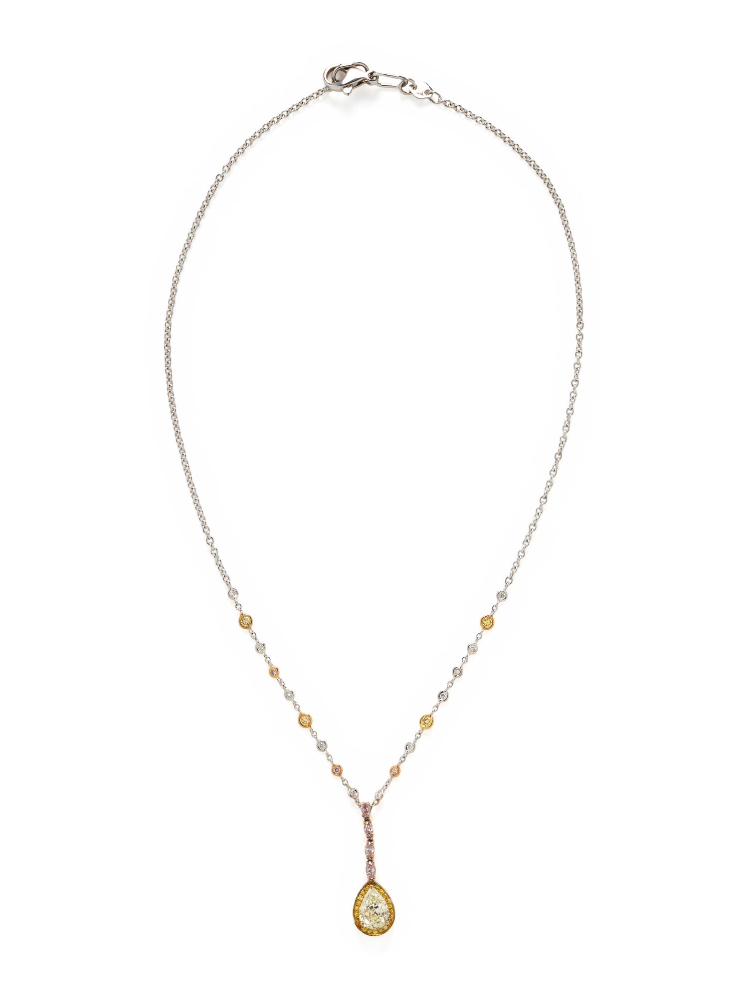 COLORED DIAMOND AND DIAMOND NECKLACE