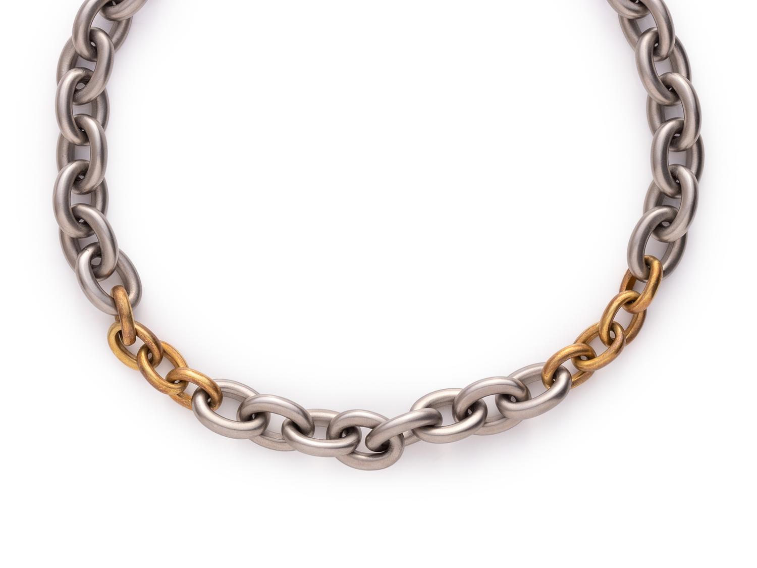 KIESELSTEIN-CORD, SILVER AND YELLOW GOLD NECKLACE
