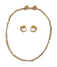 A Hellenistic Gold Necklace with a Pair of Hoop Earrings each with Lion-Head Terminals