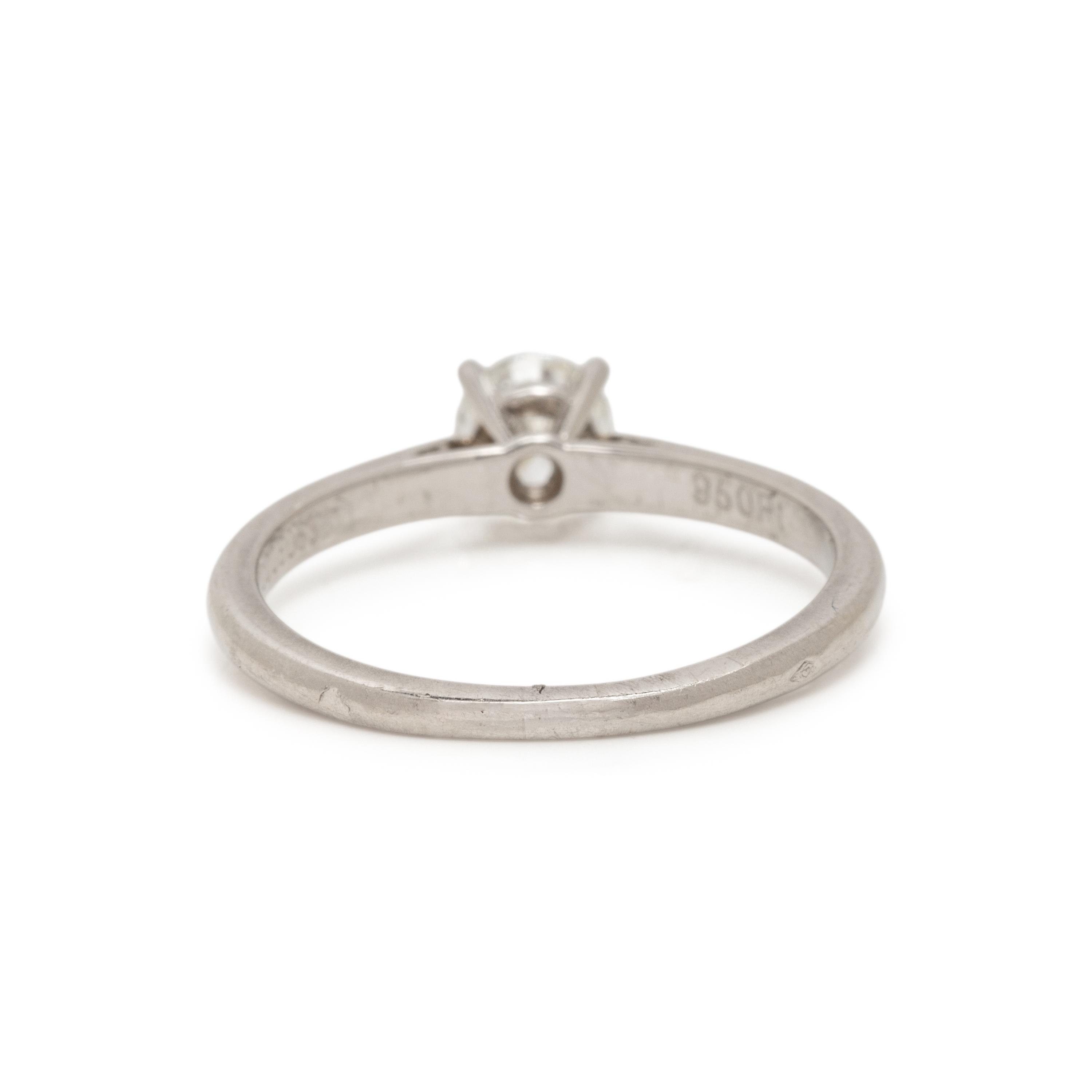 CARTIER, PLATINUM AND DIAMOND RING