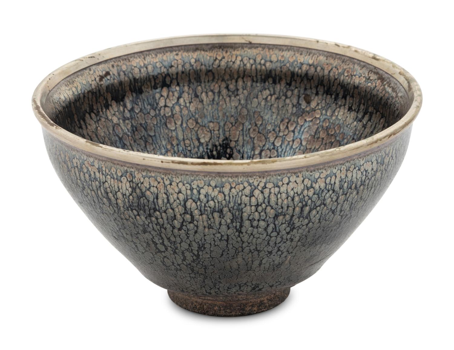 A Jian Glazed Silver-Streaked Nogime Temmoku Pottery Tea Bowl