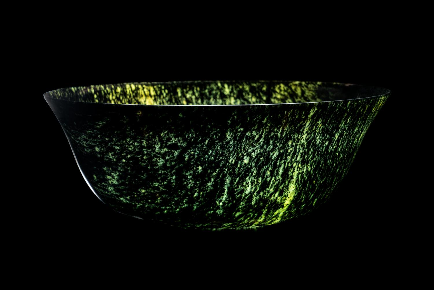 A Spinach Jade Bowl