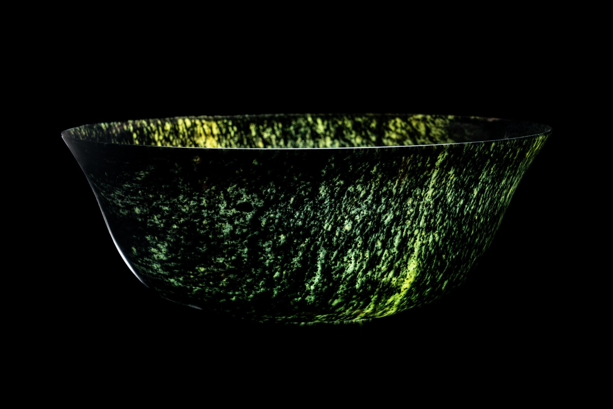 A Spinach Jade Bowl