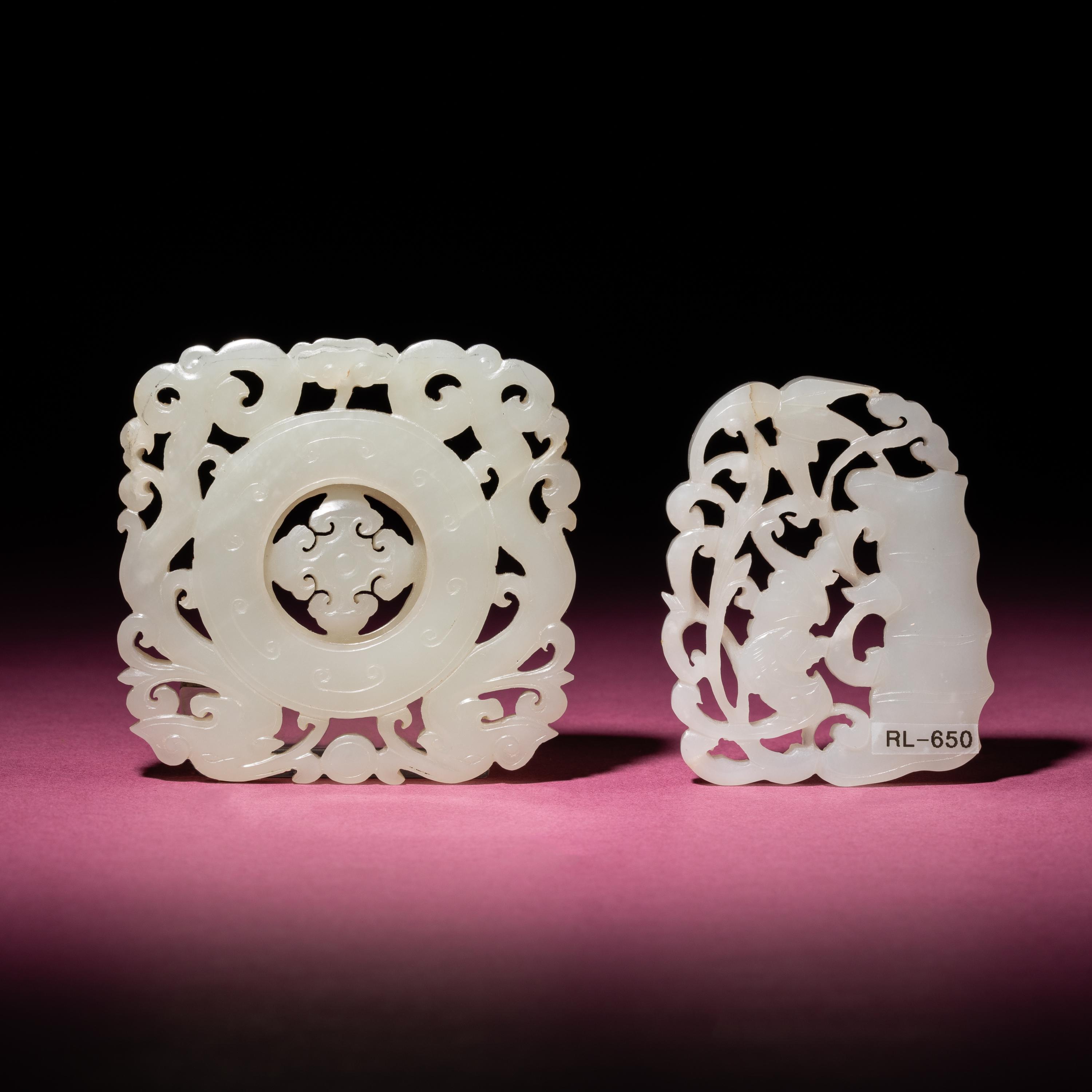 Two Chinese White Jade Reticulated Pendants, 19th Century — 清晚期 白玉鏤雕佩兩枚