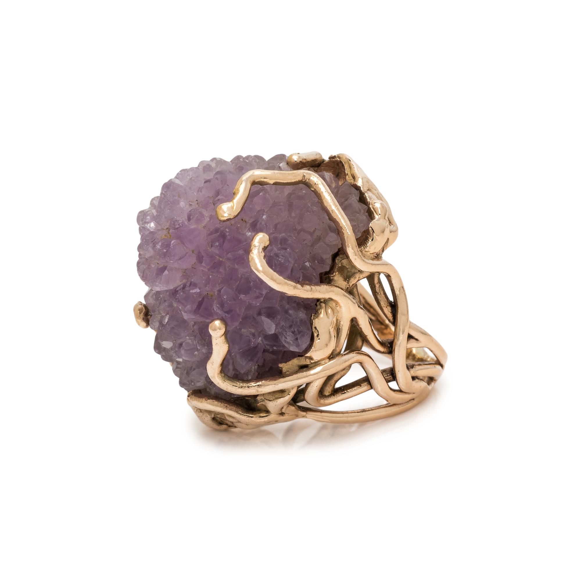 YELLOW GOLD AND AMETHYST CRYSTAL RING