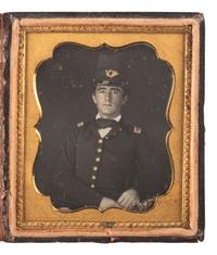 [MILITARIA - EARLY PHOTOGRAPHY]. Sixth plate daguerreotype of a lieutenant of infantry. Ca mid-1850s.