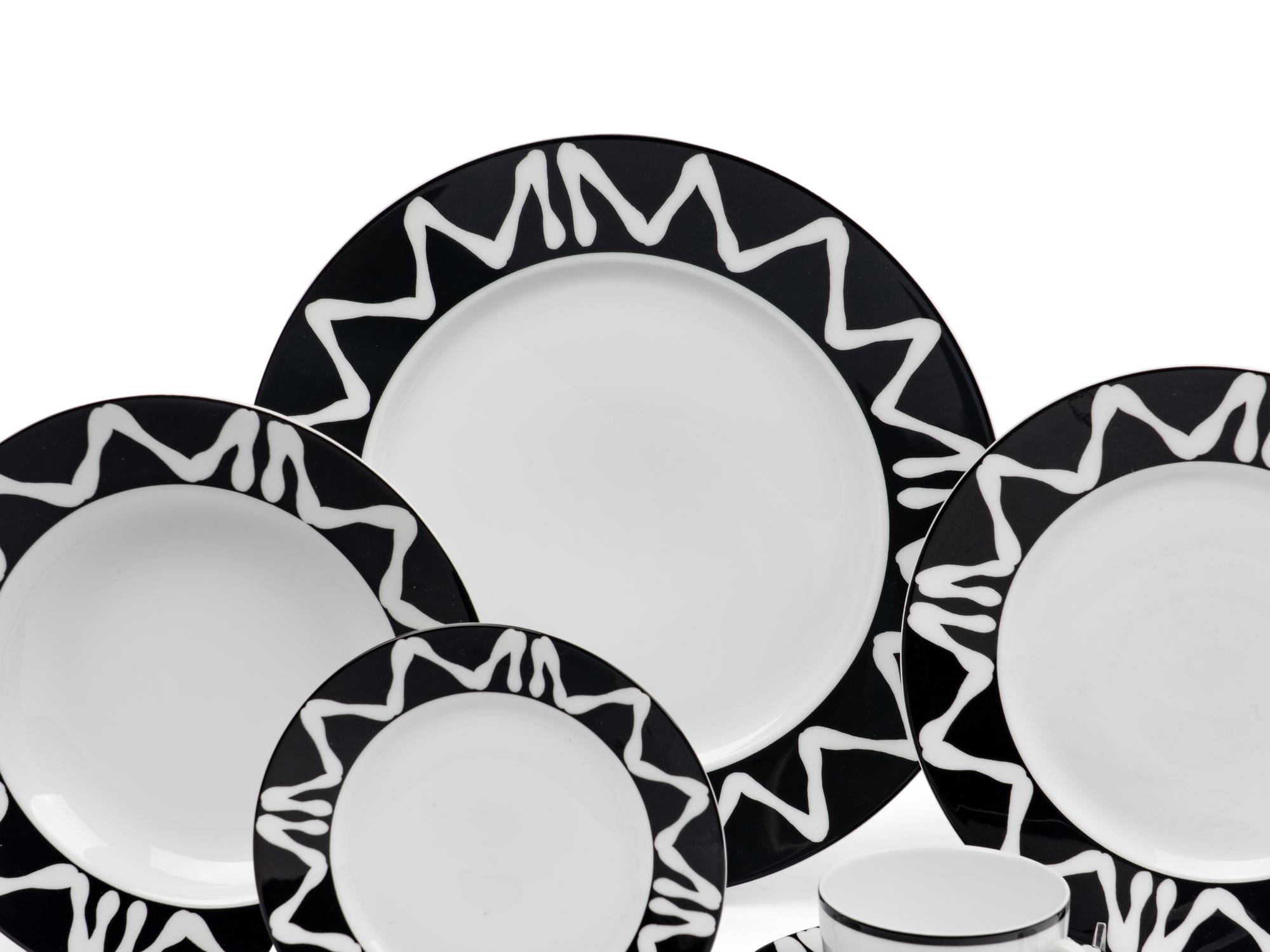 A Bill Goldsmith for Limoges New Florida Black Dinner Service