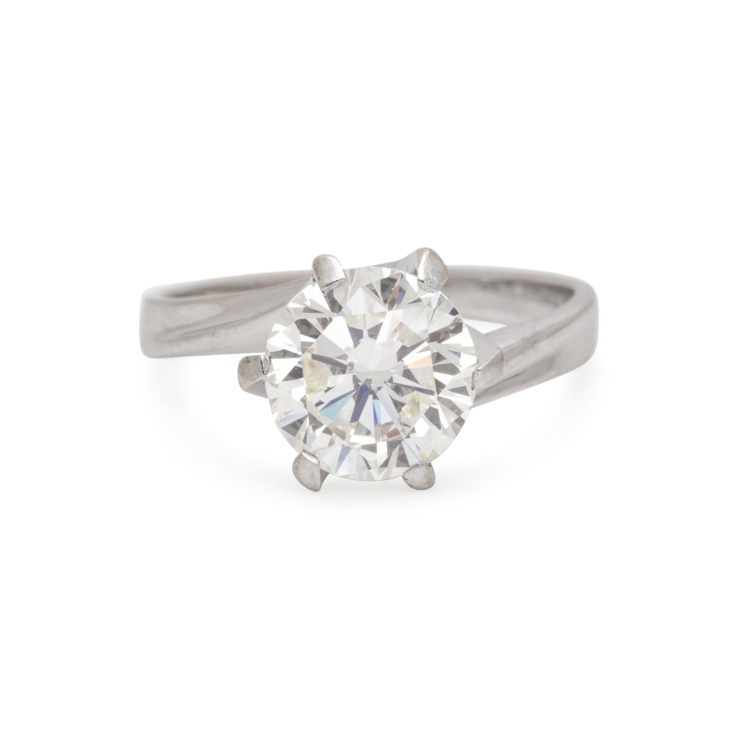 DIAMOND RING