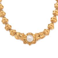 YELLOW GOLD AND CULTURED MABE PEARL NECKLACE