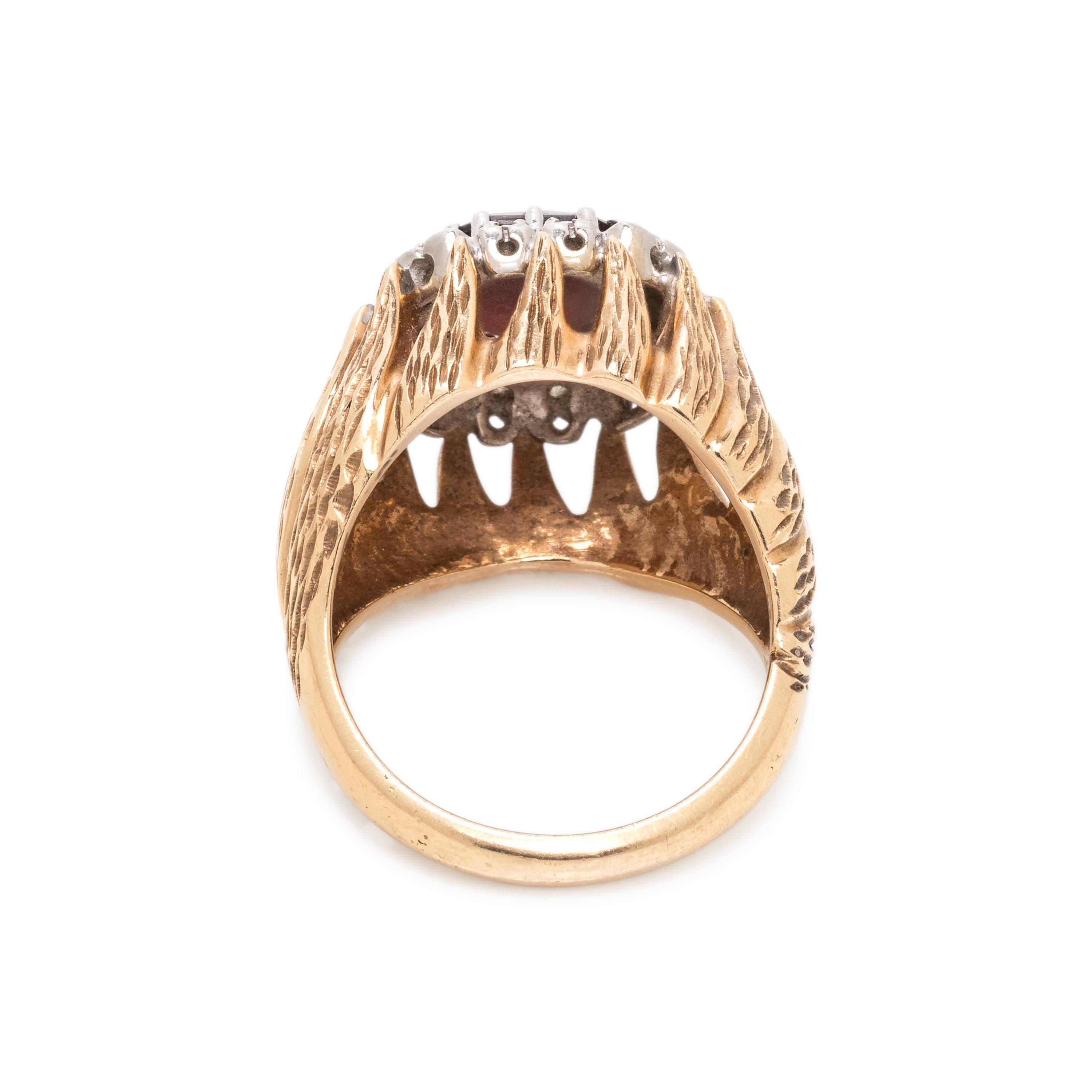GARNET AND DIAMOND RING